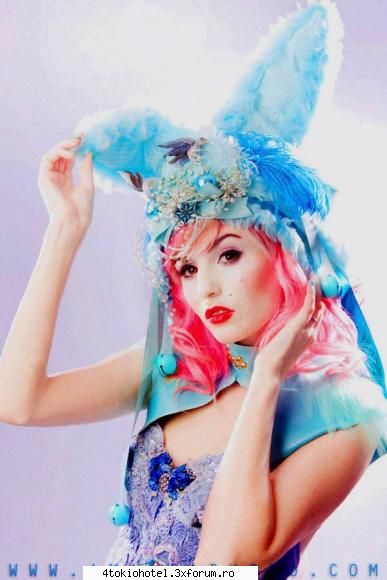 Audrey Kitching - ♫ஐ��εℓїνε �η ��μ��εℓ��ஐ♫ - [E][M][O]