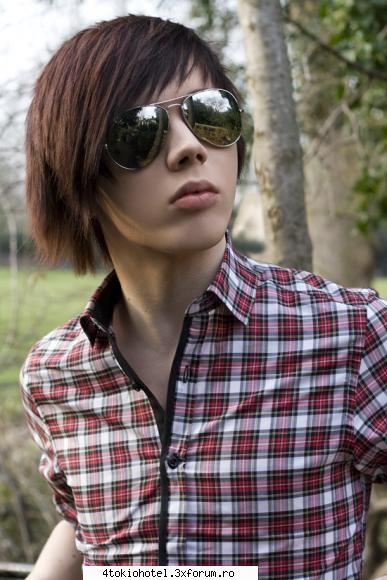 Luke Nugent - antoooooooooooo cum i-ar sta fara bluza?:> - [E][M][O]