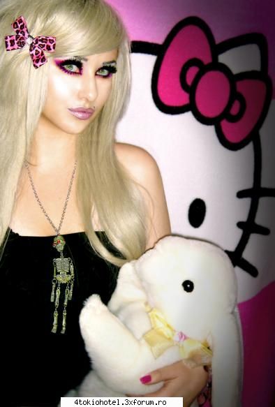 Miss Victoria - mie imi plac ochii ei - [E][M][O]