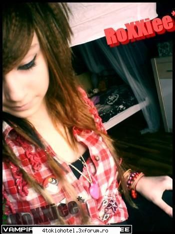 Roxxiee - ♫ஐ��εℓїνε �η ��μ��εℓ��ஐ♫ - [E][M][O]